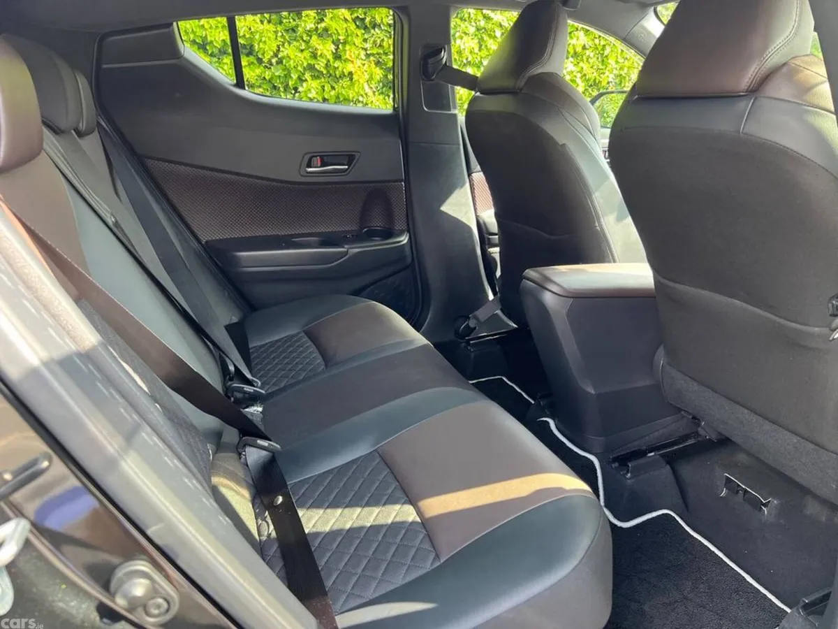 Toyota C-HR SUV, Petrol Hybrid, 2018, Black