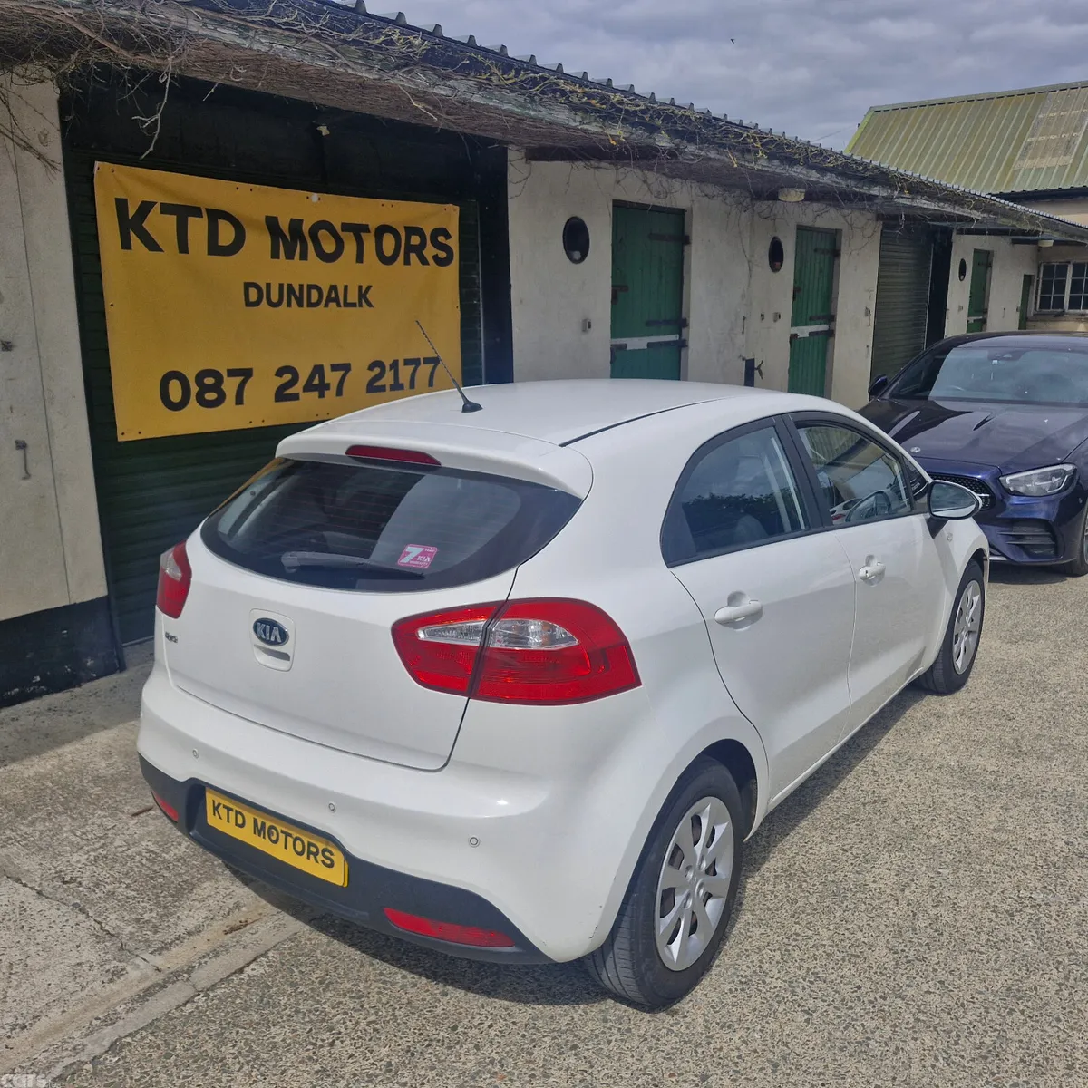 Kia Rio Hatchback, Petrol, 2014, White