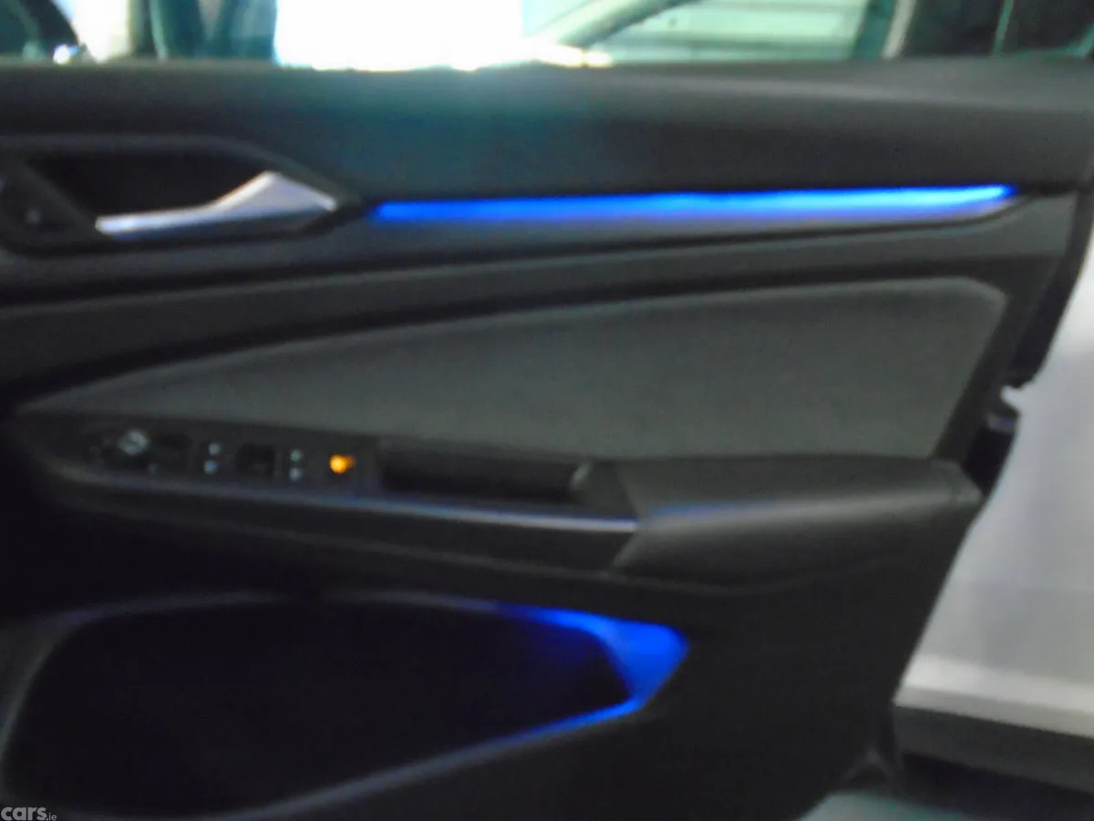 Volkswagen Golf Estate, Petrol, 2021, Blue