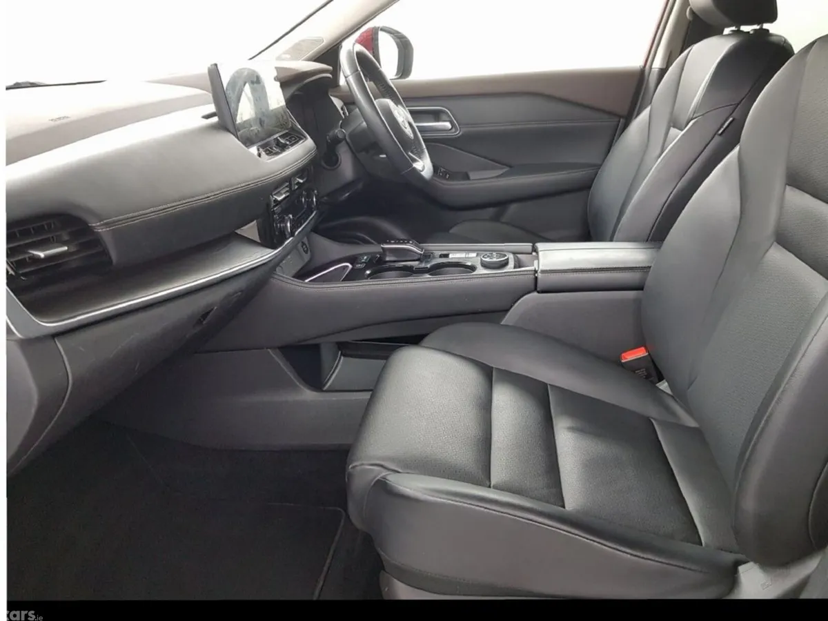 Nissan X-Trail SUV, Petrol Hybrid, 2023, Red
