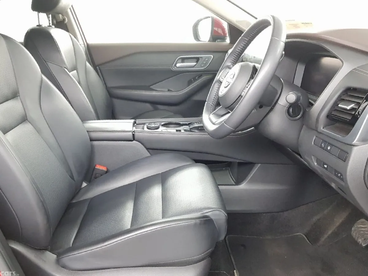 Nissan X-Trail SUV, Petrol Hybrid, 2023, Red