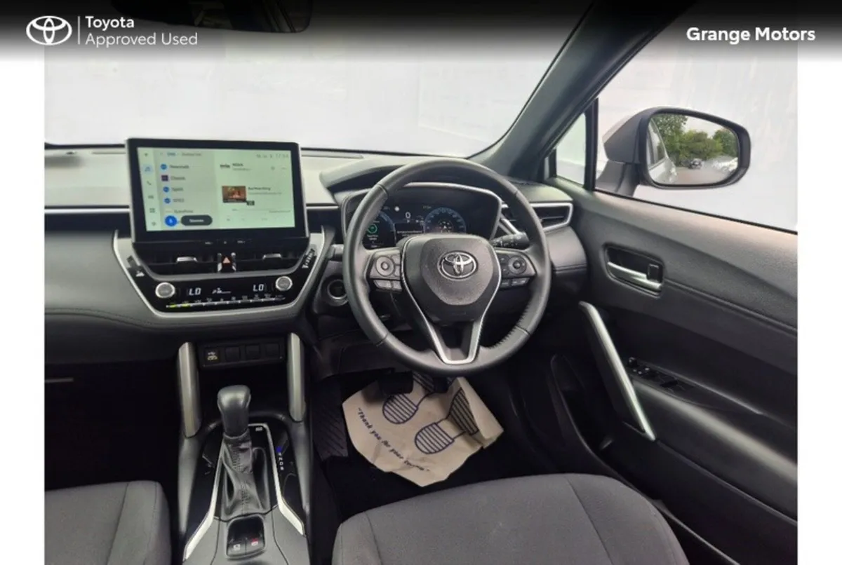Toyota Corolla Cross Hatchback, Petrol Hybrid, 2023, Silver