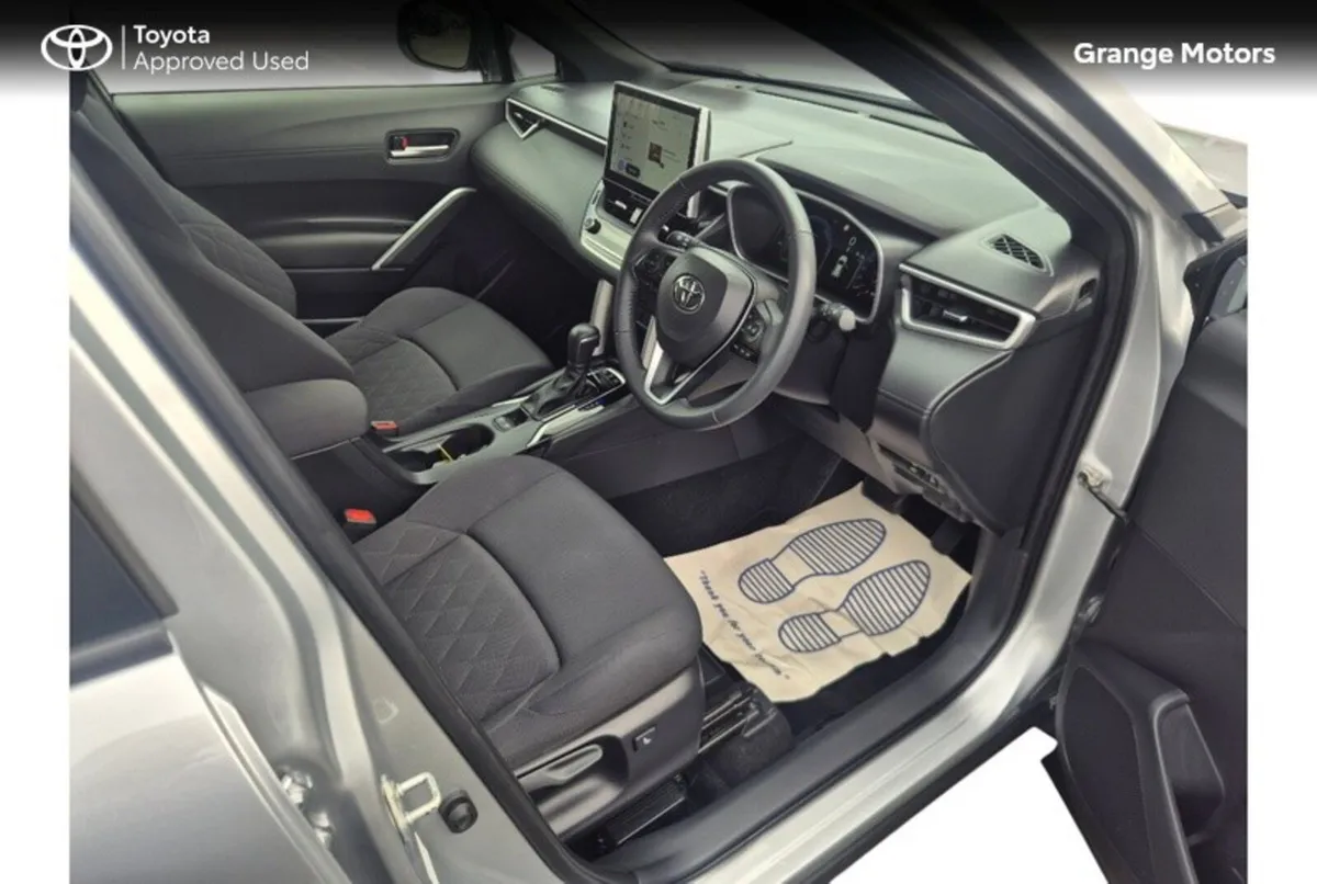 Toyota Corolla Cross Hatchback, Petrol Hybrid, 2023, Silver