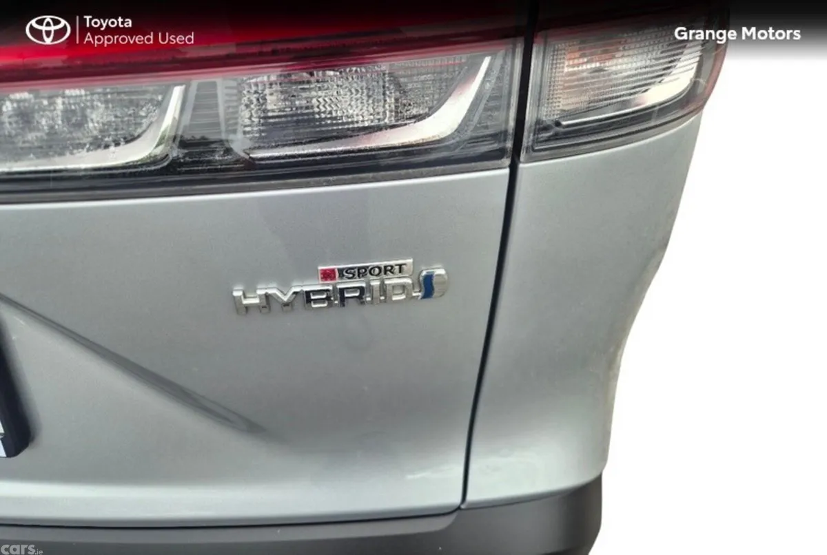 Toyota Corolla Cross Hatchback, Petrol Hybrid, 2023, Silver