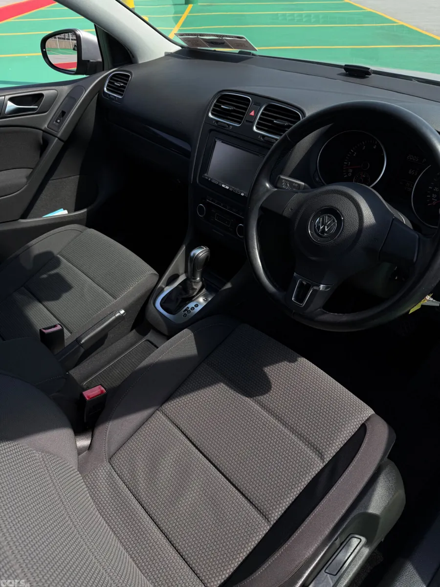 Volkswagen Golf Hatchback, Petrol, 2011, Silver