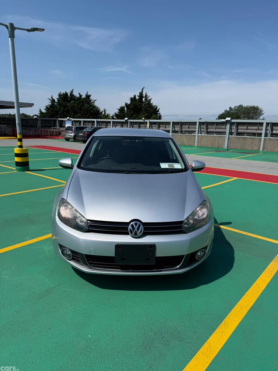 Volkswagen Golf Hatchback, Petrol, 2011, Silver