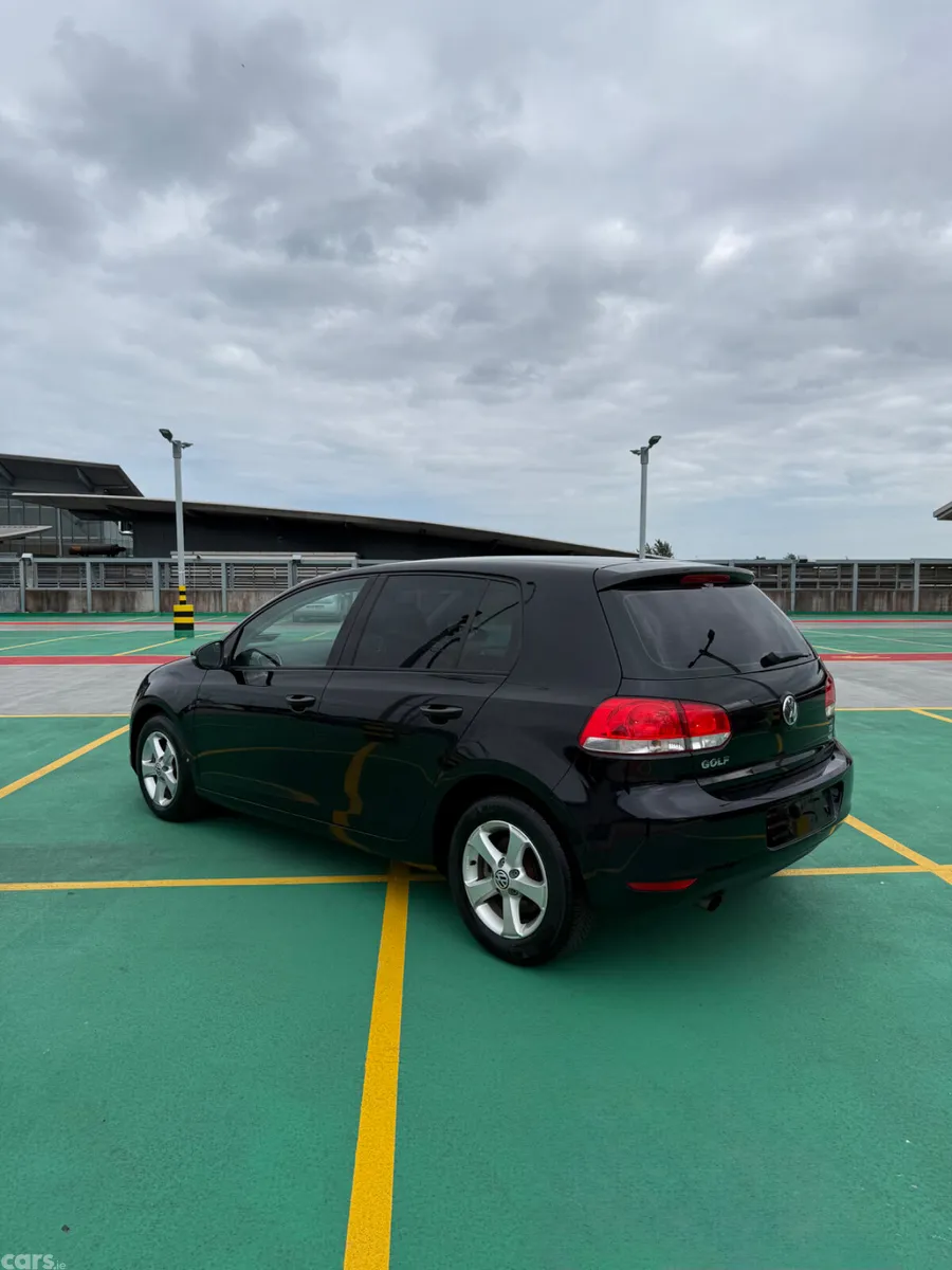 Volkswagen Polo Hatchback, Petrol, 2010, Black