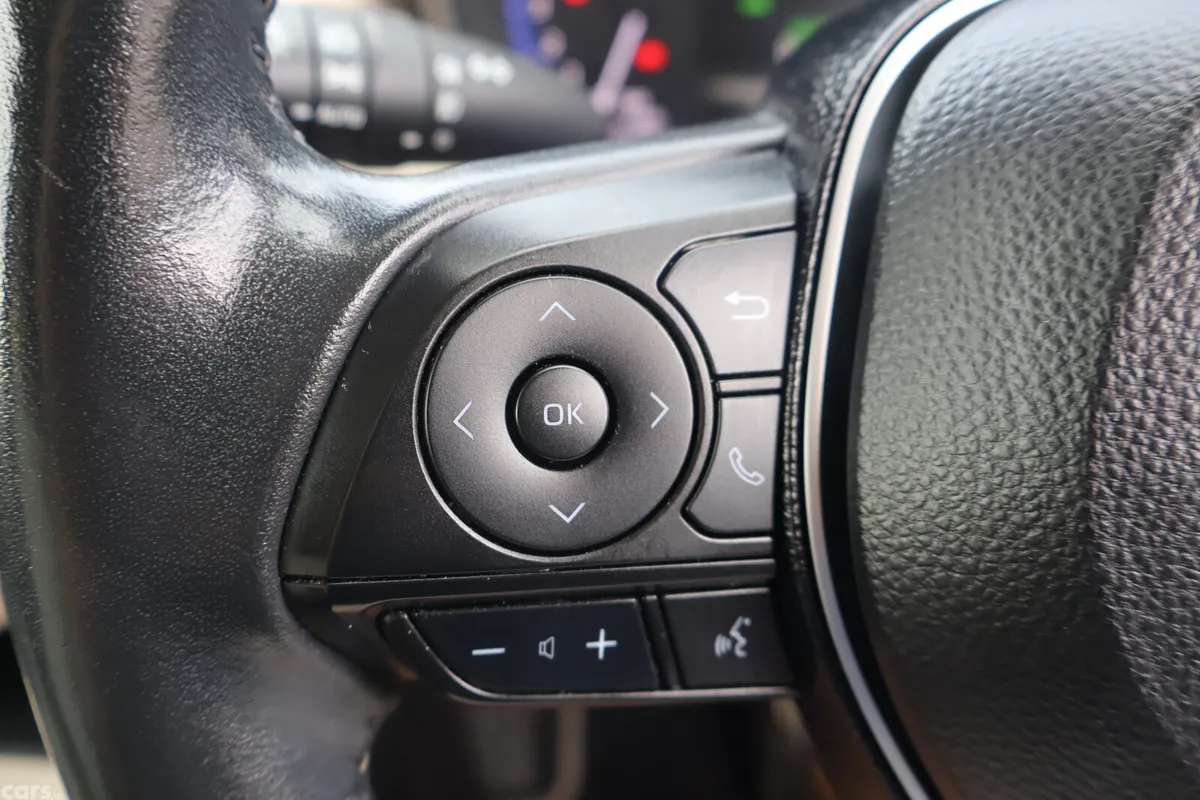 Toyota Corolla Saloon, Petrol Hybrid, 2019, Grey
