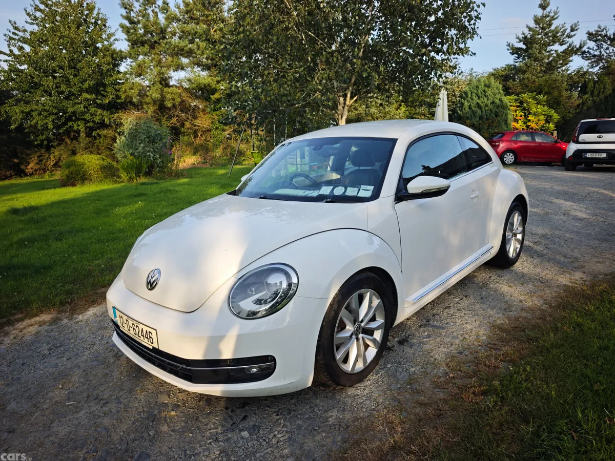 Volkswagen Beetle Hatchback, Petrol, 2012, White