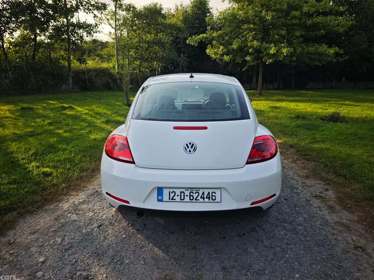 Volkswagen Beetle Hatchback, Petrol, 2012, White