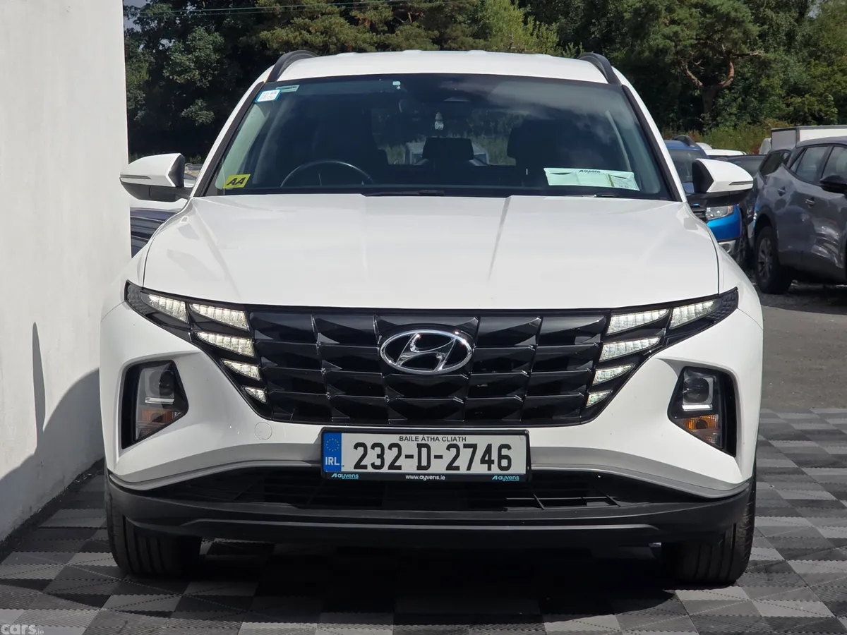 Hyundai Tucson SUV, Petrol Hybrid, 2023, White