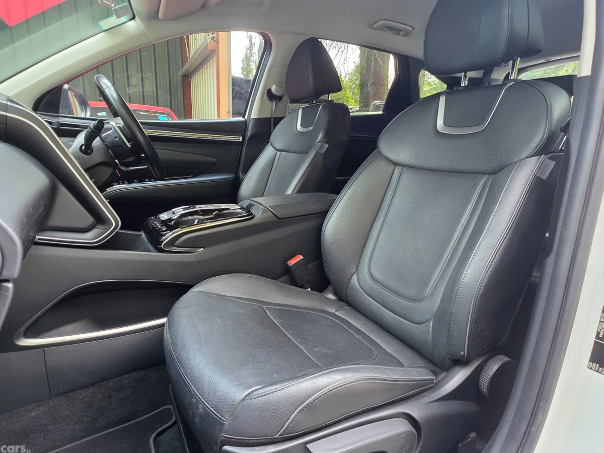 Hyundai Tucson SUV, Petrol Hybrid, 2023, White
