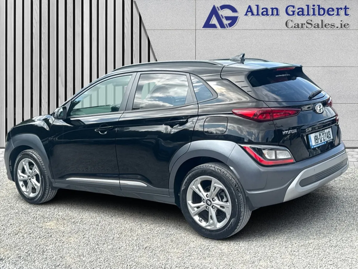 Hyundai KONA MPV, Petrol, 2021, Black