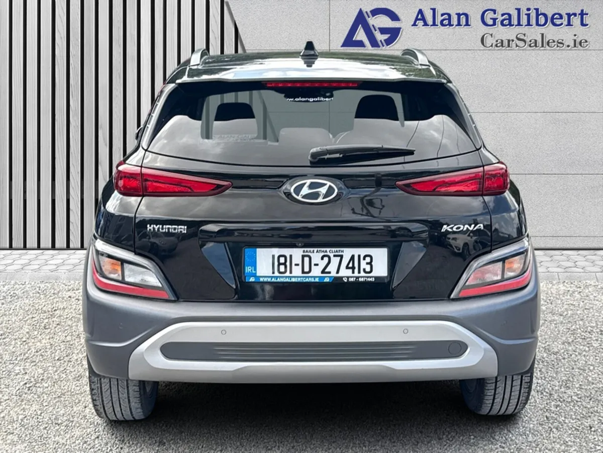 Hyundai KONA MPV, Petrol, 2021, Black