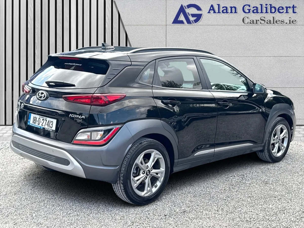 Hyundai KONA MPV, Petrol, 2021, Black