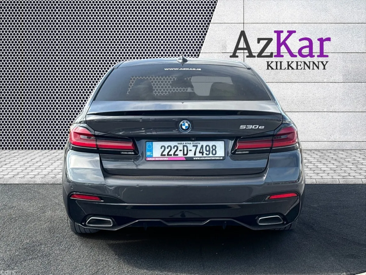 BMW 5-Series Saloon, Petrol Plug-in Hybrid, 2022, Grey