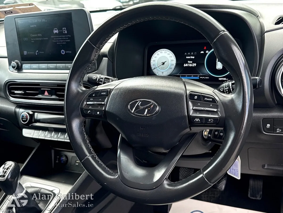 Hyundai KONA MPV, Petrol, 2021, Black