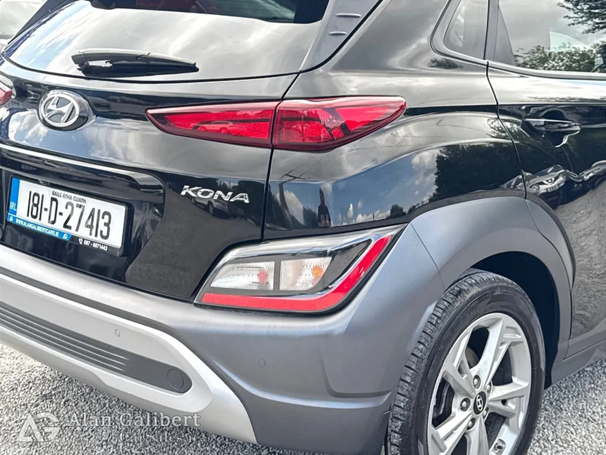Hyundai KONA MPV, Petrol, 2021, Black