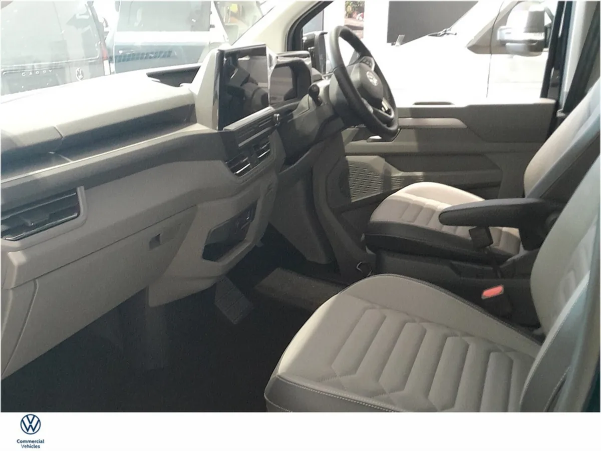 Volkswagen Caravelle Other, Electric, 2026, 