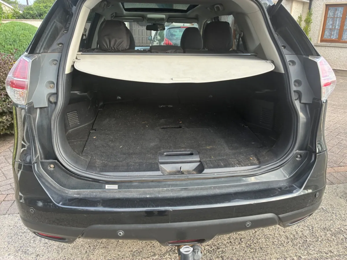 Nissan X-Trail Estate, Diesel, 2016, Black