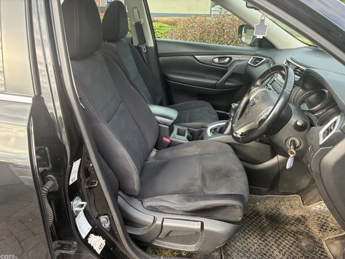 Nissan X-Trail Estate, Diesel, 2016, Black
