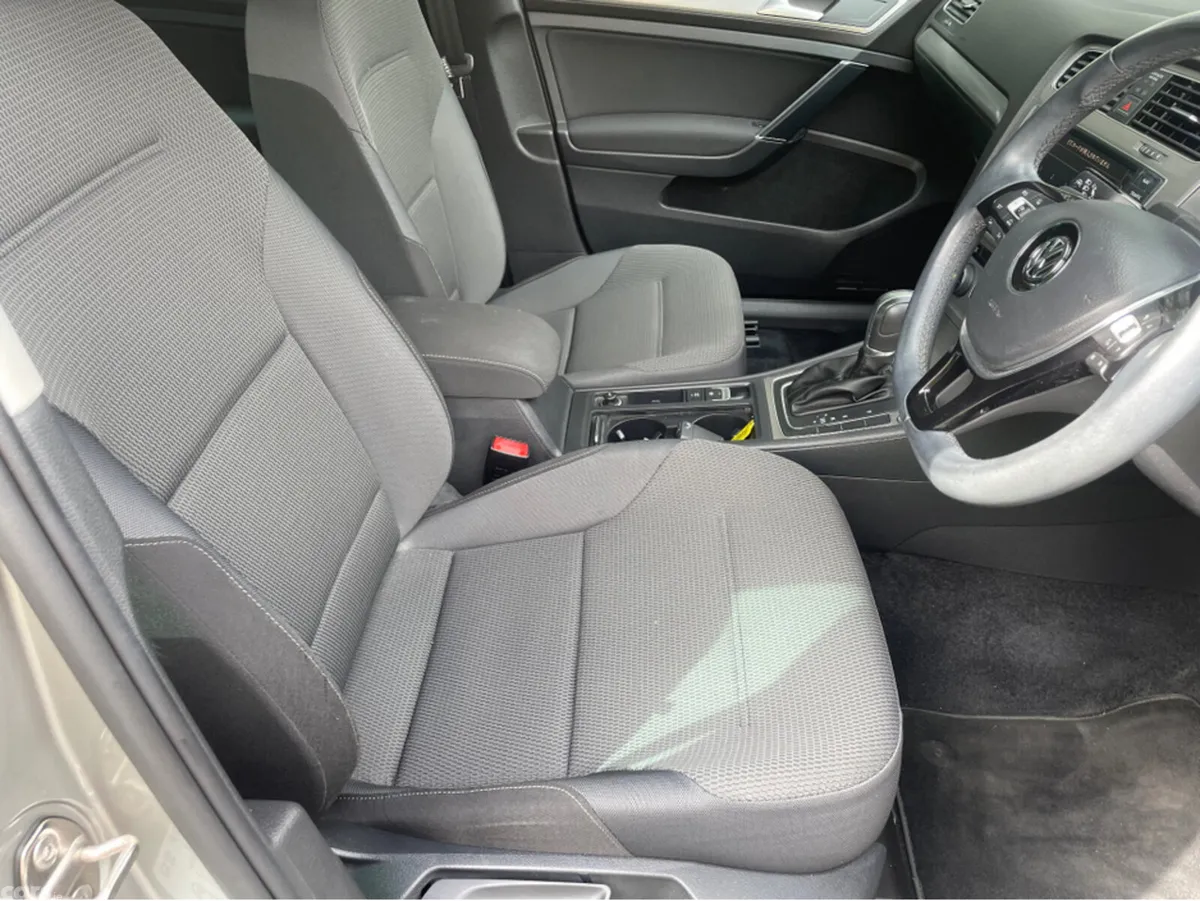 Volkswagen Golf Hatchback, Petrol, 2016, Silver