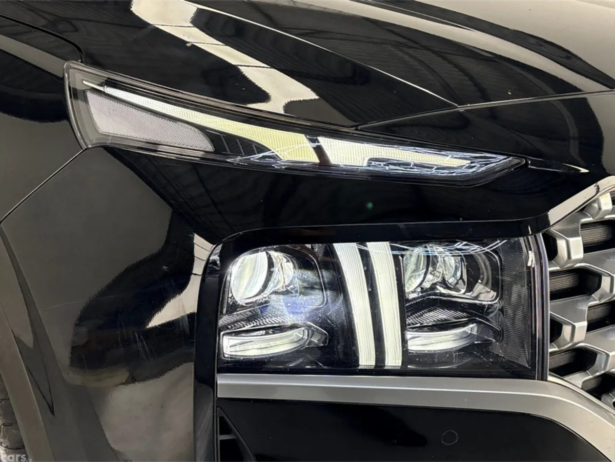 Hyundai Santa Fe Estate, Petrol Plug-in Hybrid, 2023, Black