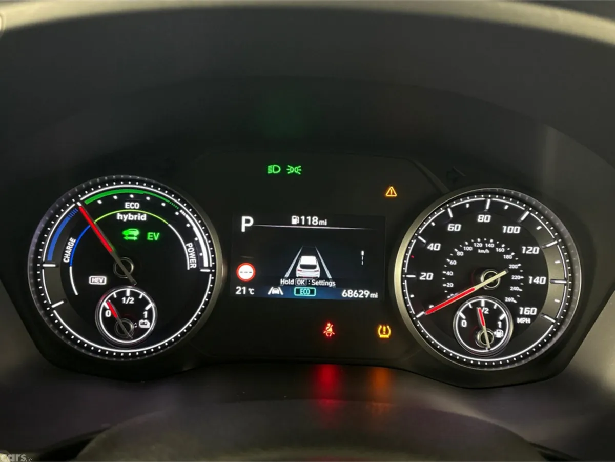 Hyundai Santa Fe Estate, Petrol Plug-in Hybrid, 2023, Black