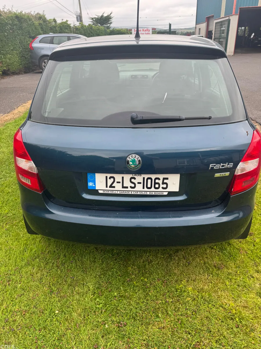 Skoda Fabia Hatchback, Diesel, 2012, Blue