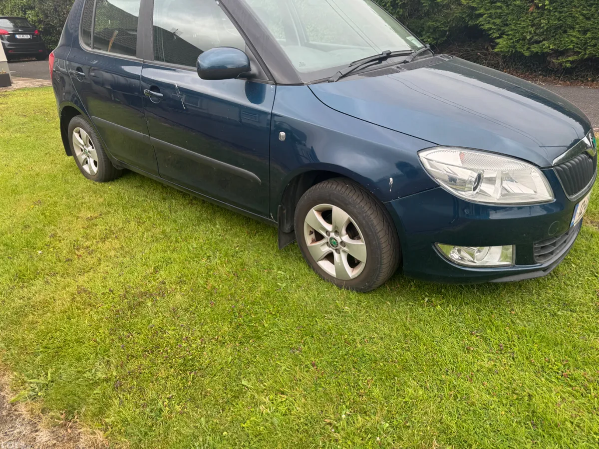 Skoda Fabia Hatchback, Diesel, 2012, Blue