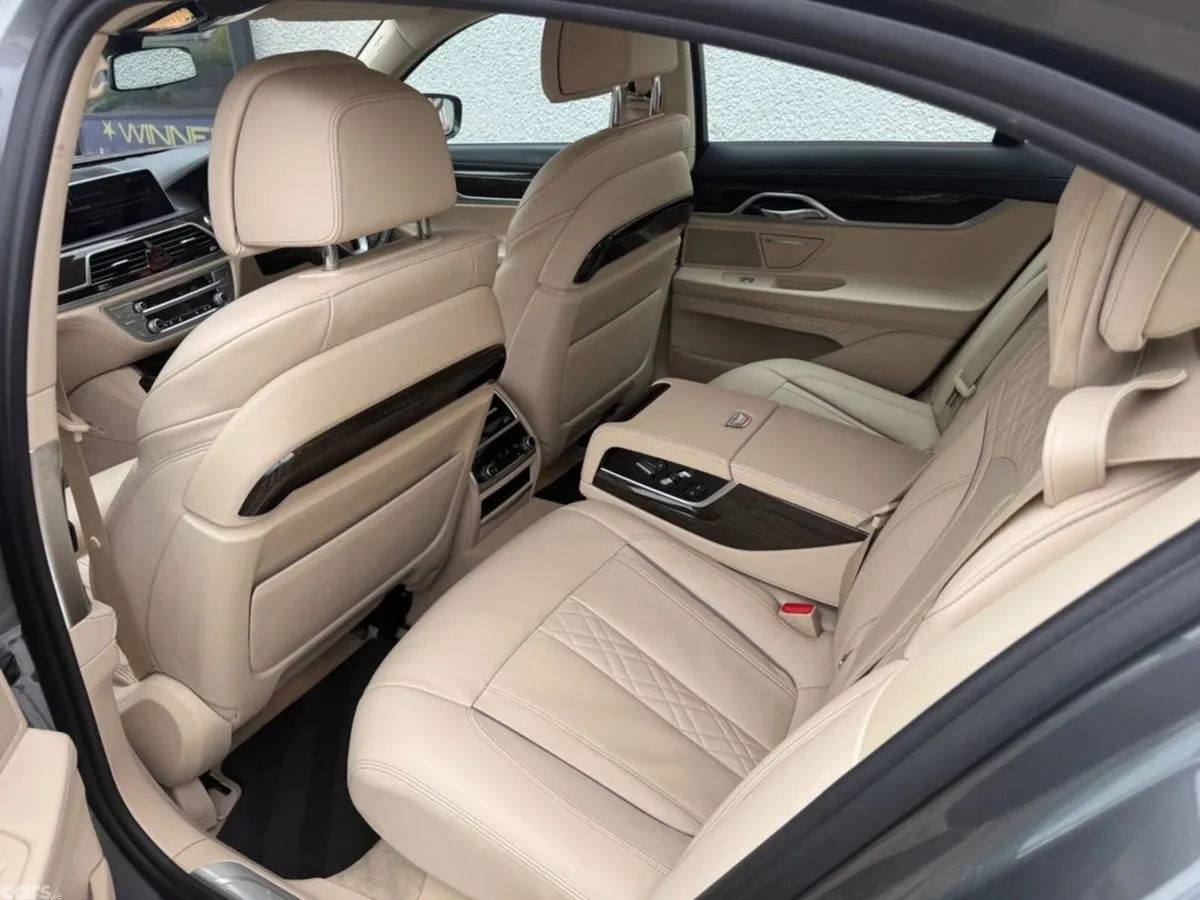 BMW 7-Series Saloon, Diesel, 2018, Grey