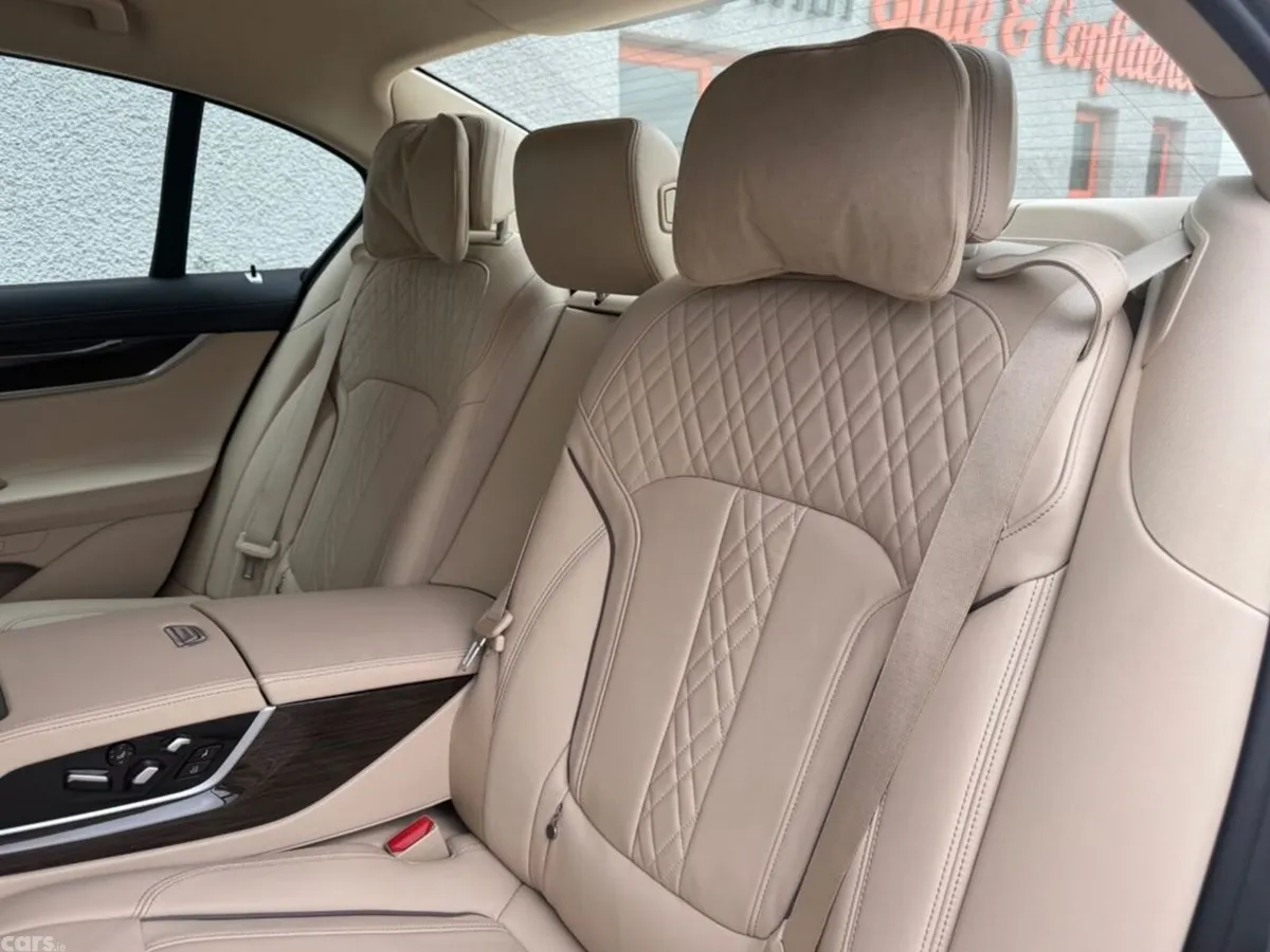 BMW 7-Series Saloon, Diesel, 2018, Grey