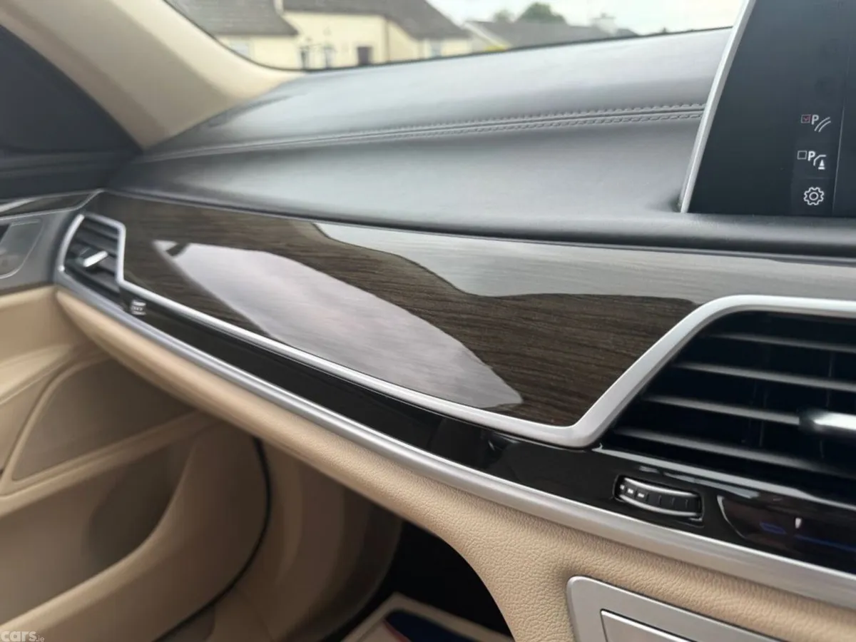 BMW 7-Series Saloon, Diesel, 2018, Grey
