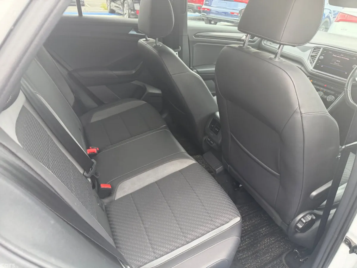Volkswagen T-Roc SUV, Diesel, 2021, White