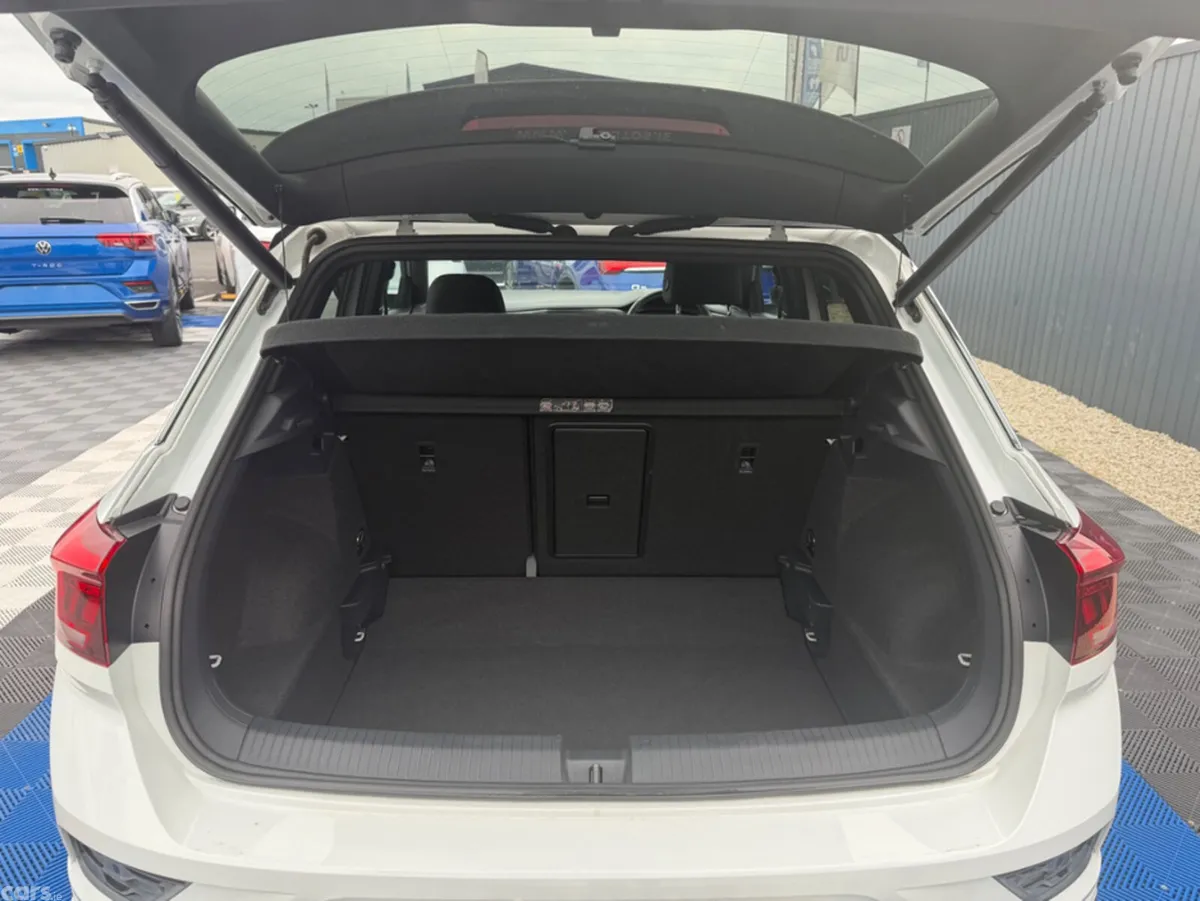 Volkswagen T-Roc SUV, Diesel, 2021, White