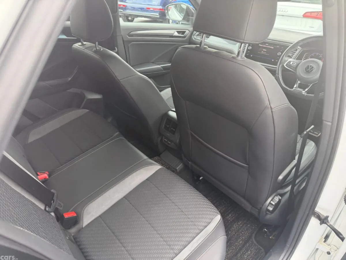 Volkswagen T-Roc SUV, Diesel, 2021, White