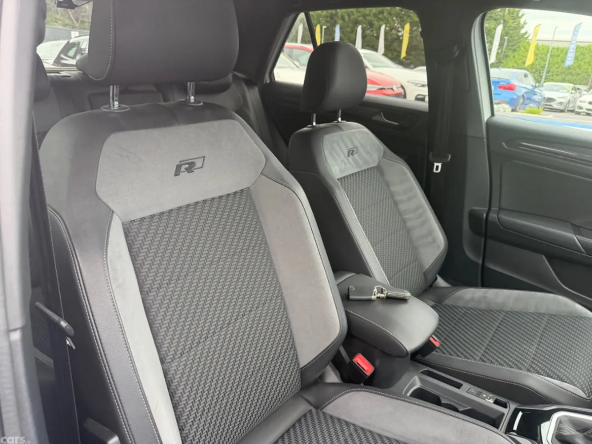 Volkswagen T-Roc SUV, Diesel, 2021, White