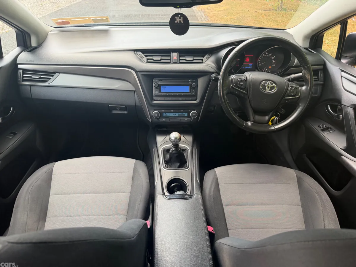 Toyota Avensis Saloon, Diesel, 2017, Black