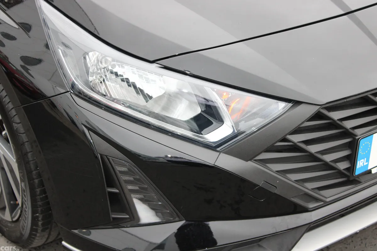 Hyundai i20 Hatchback, Petrol, 2025, Black