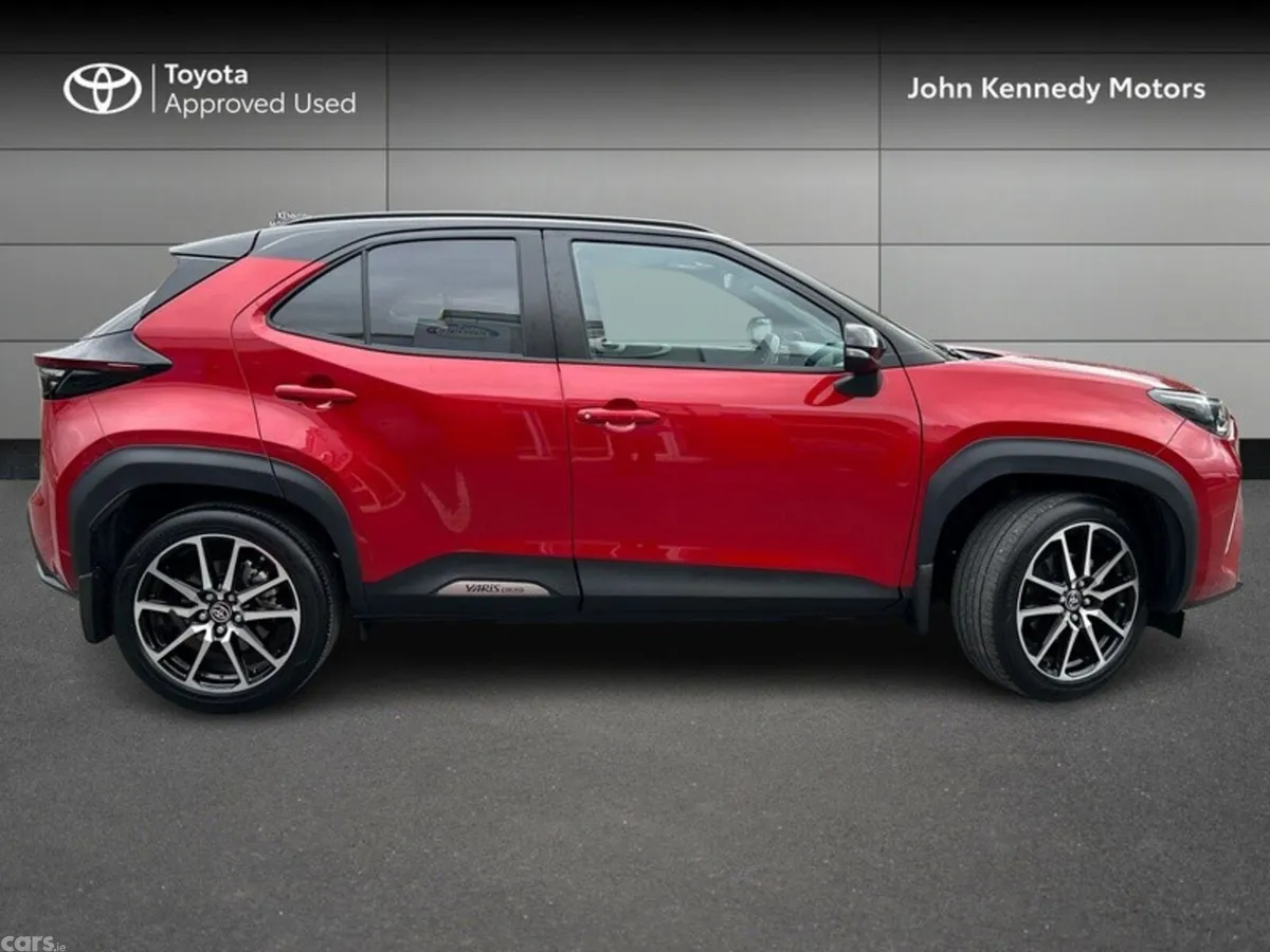 Toyota Yaris Cross Hatchback, Petrol Hybrid, 2025, Red