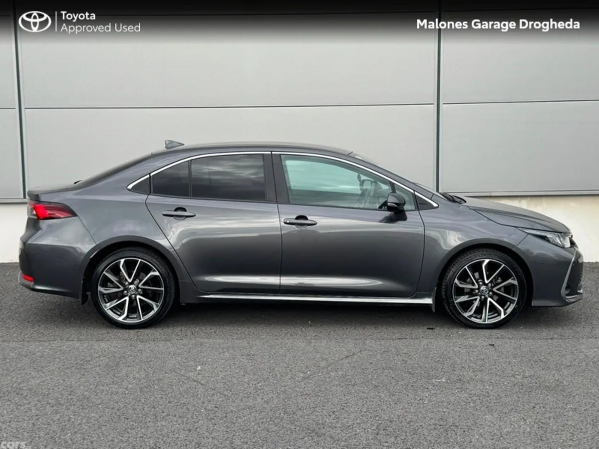 Toyota Corolla Saloon, Petrol Hybrid, 2023, Grey