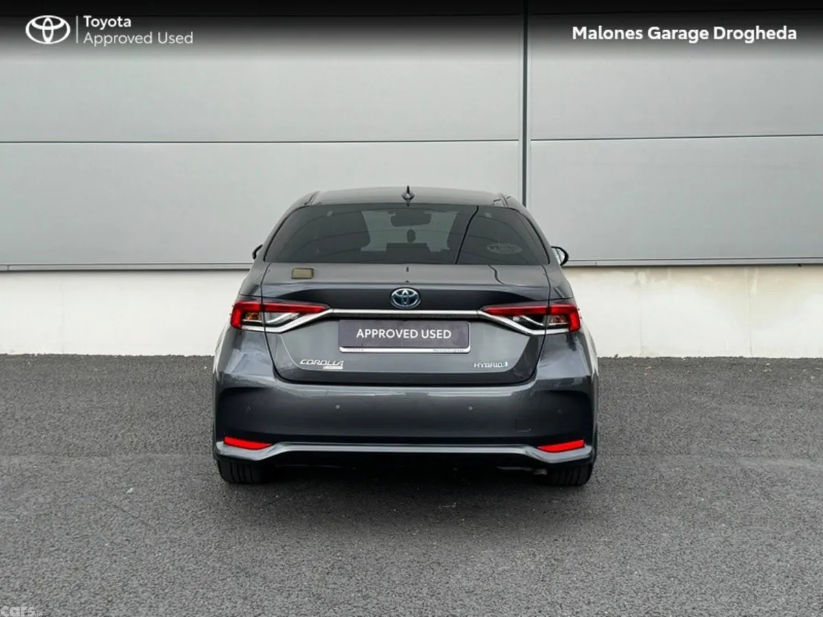 Toyota Corolla Saloon, Petrol Hybrid, 2023, Grey
