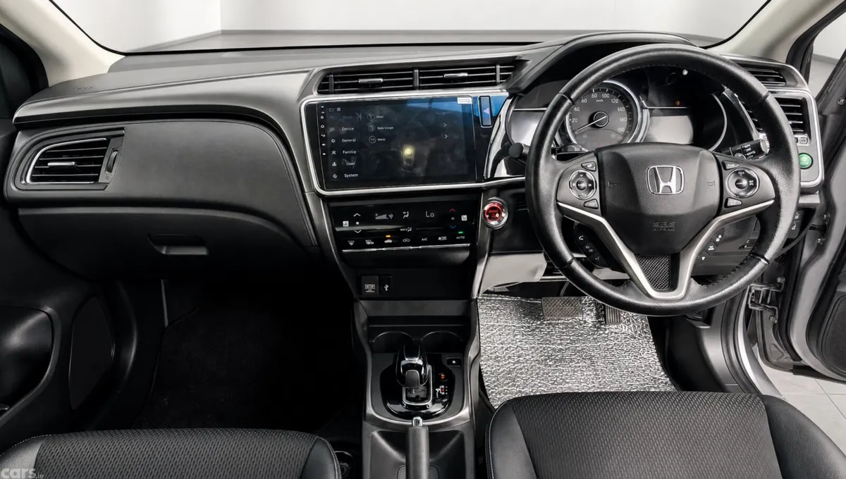 Honda Grace Saloon, Petrol Hybrid, 2017, Grey