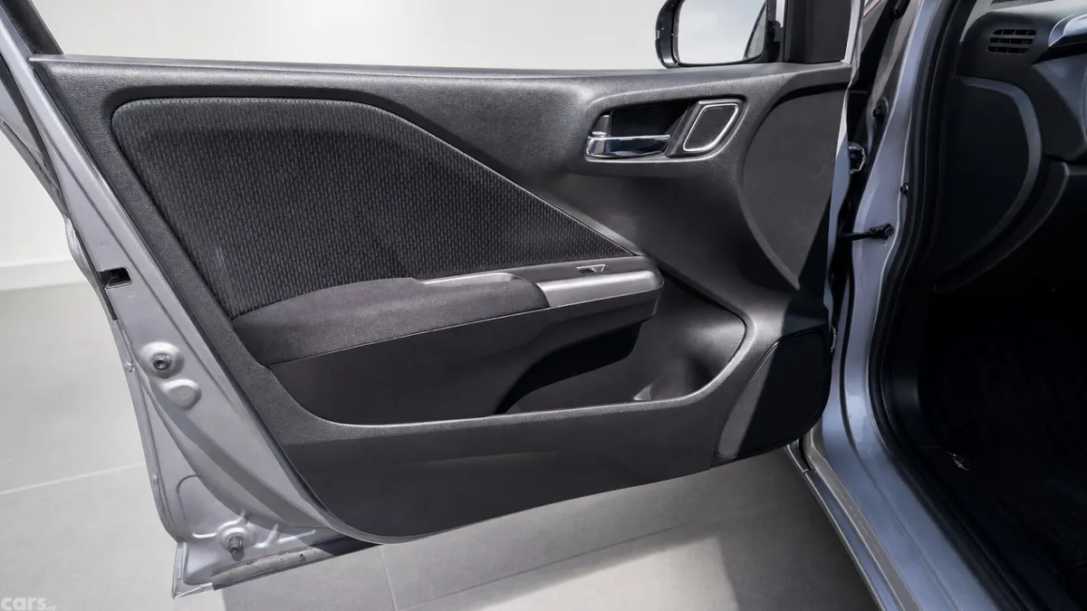 Honda Grace Saloon, Petrol Hybrid, 2017, Grey