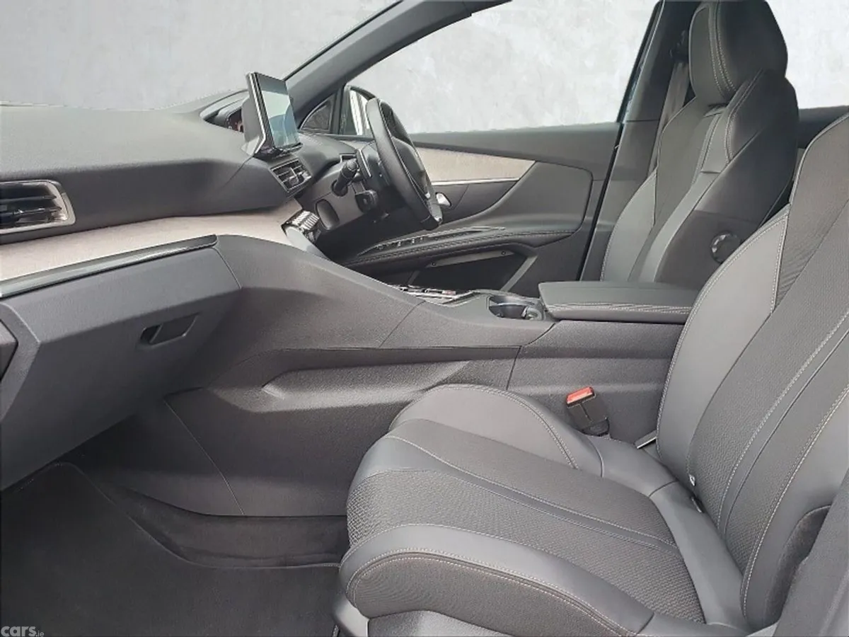 Peugeot 3008 SUV, Diesel, 2024, Blue