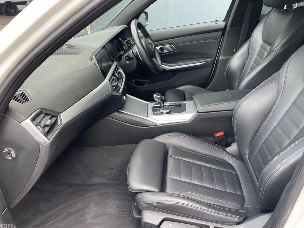 BMW 3-Series Saloon, Petrol Plug-in Hybrid, 2020, White