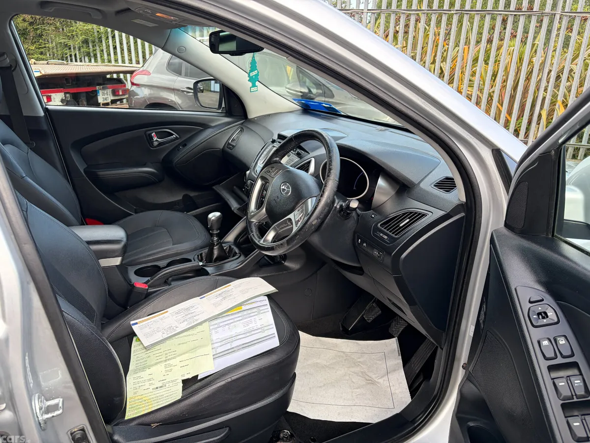 Hyundai ix35 SUV, Diesel, 2011, Silver