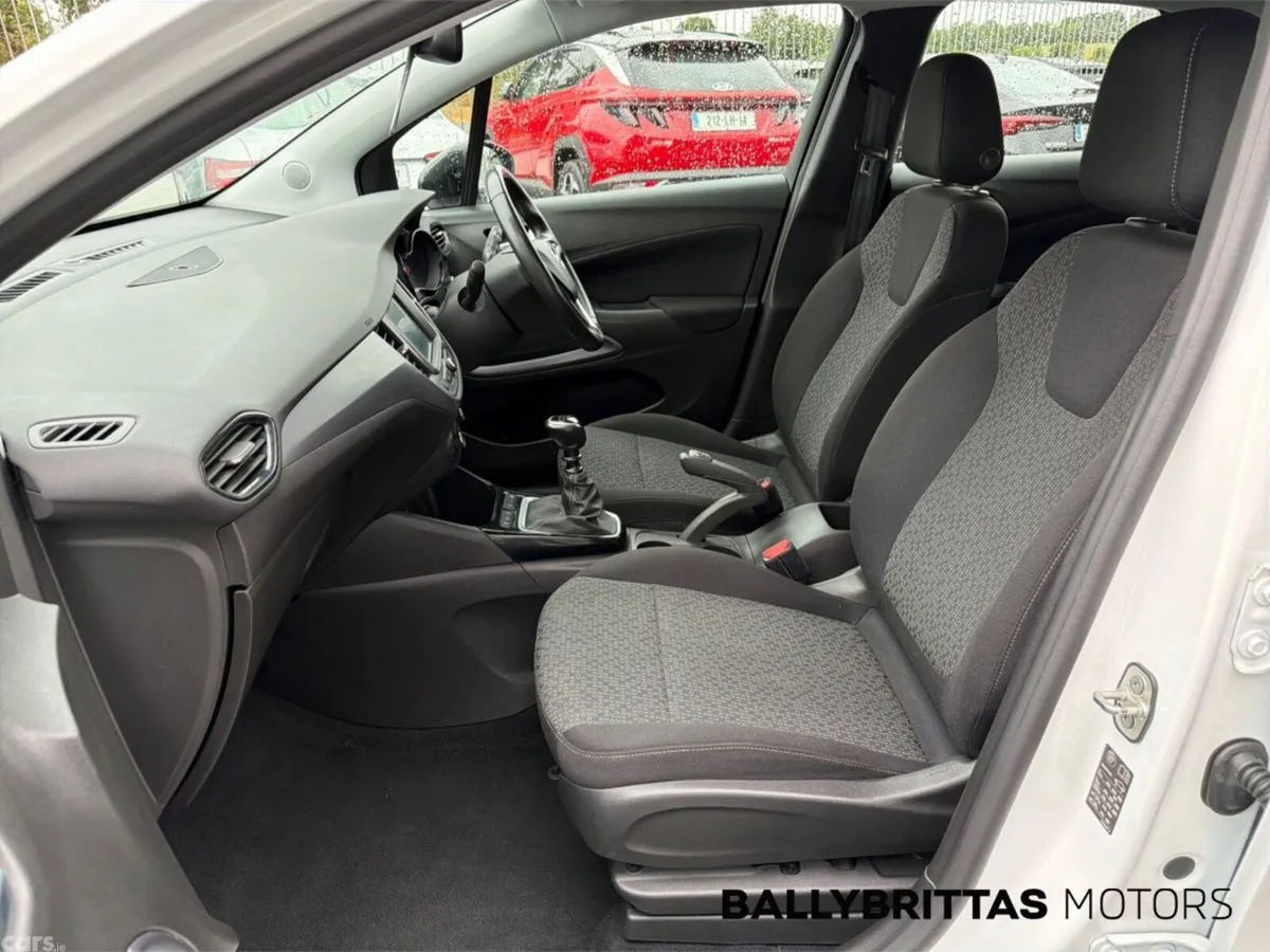 Opel Crossland X SUV, Petrol, 2023, White
