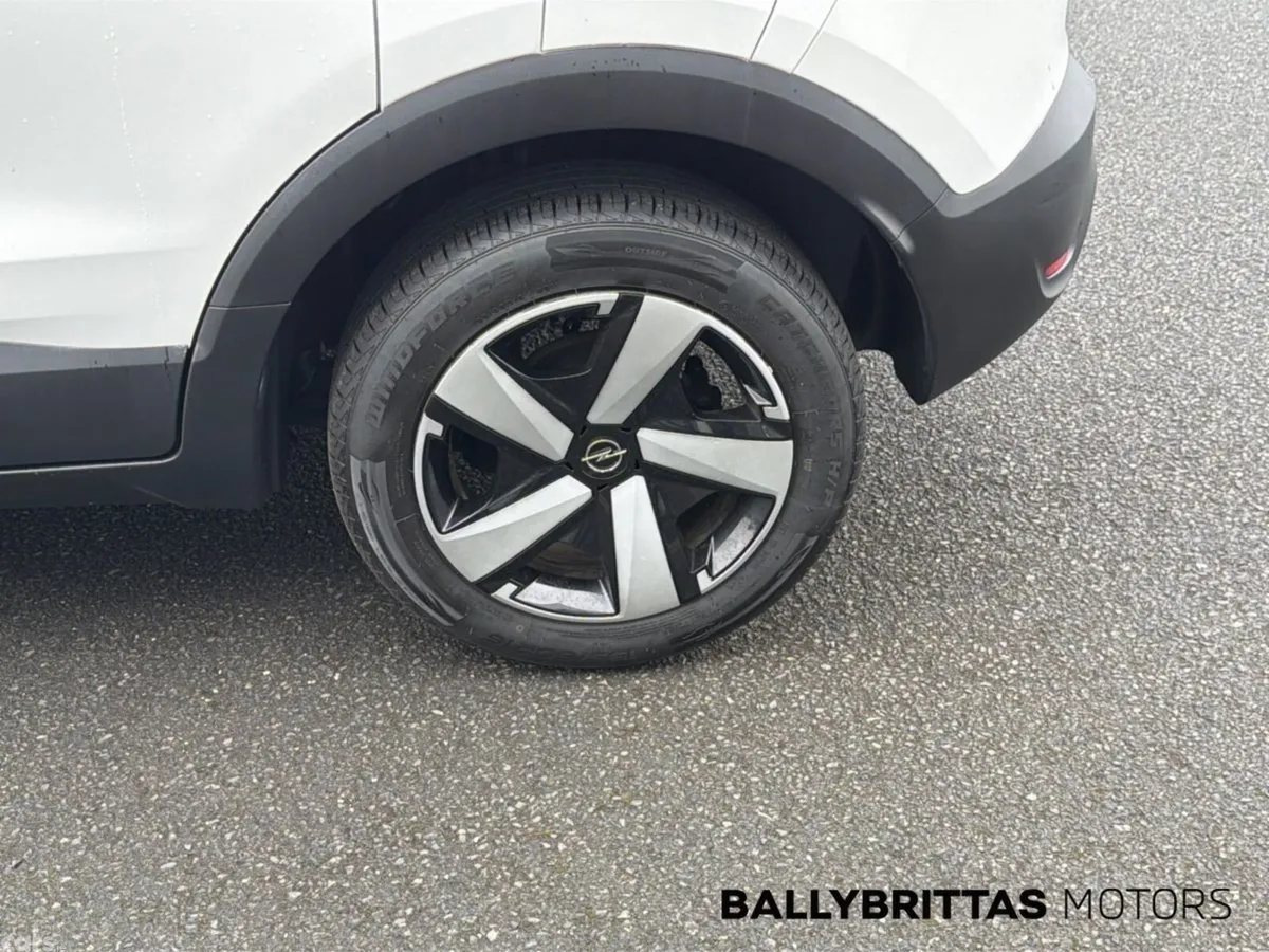 Opel Crossland X SUV, Petrol, 2023, White