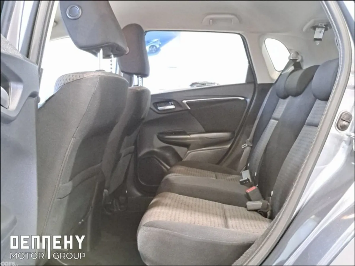Honda Jazz Hatchback, Petrol, 2019, Grey